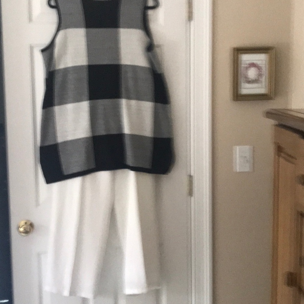 Sleeveless top